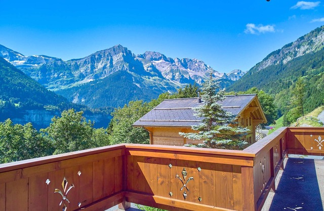 Family chalet overlooking the Midi Teeth