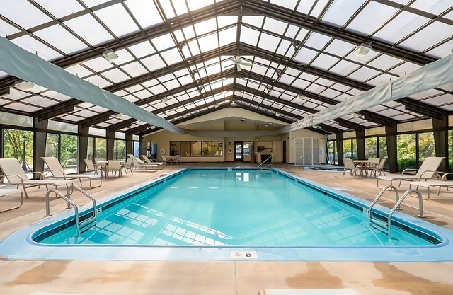 Family Escape in French Lick | 2 Villas with Kitchen, Balcony, & Indoor Pool