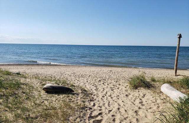Family Friendly Lake House with Private Beach and Spectacular Sunset Views