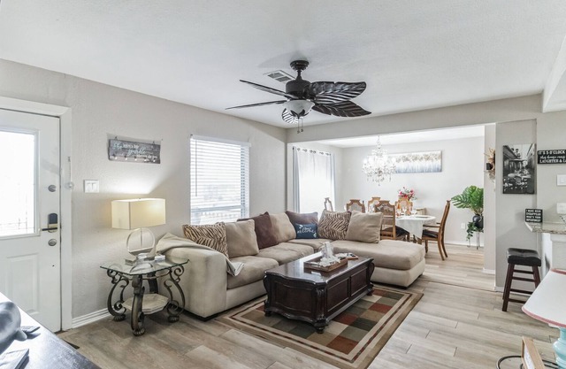 Family-Friendly! Luxurious Retreat Just Minutes Away From Dallas!