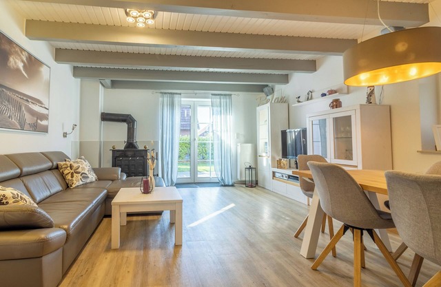 "Family-friendly vacation home Alana: relaxation and adventure in Hooksiel!"