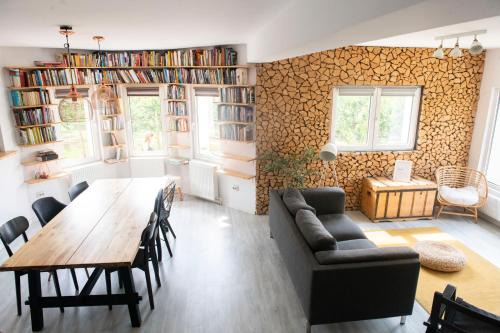 Family home, near therme/airport/lake, Balotesti
