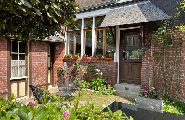 Family house/loft in Etretat