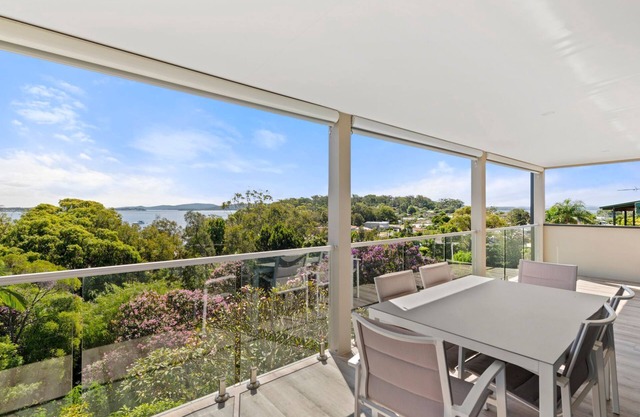 Family Retreat with water views at Corlette