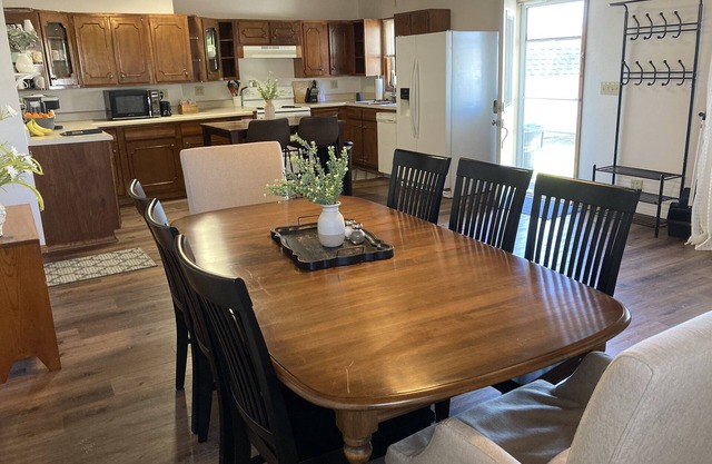 Family sized, pets, one-level condo in town, laundry, grill, deck