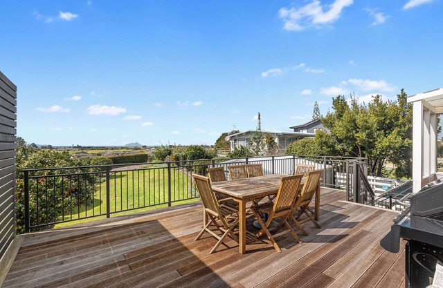 Family Tides - Ruakaka Holiday Home