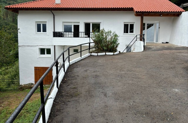 Fantástico Retiro Rural en el Corazón de Euskadi