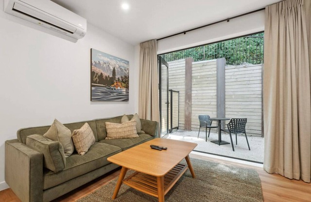 Fantail Retreat | Three Bedroom Townhouse