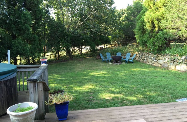 Fantastic Family & Friends Getaway Montauk House - Any Season!