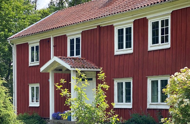 Fantastic holiday home with own lake plot at Mien | SE06045