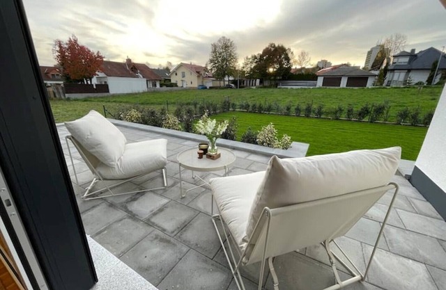 Fantastically bright apartment with sun terrace in a quiet location