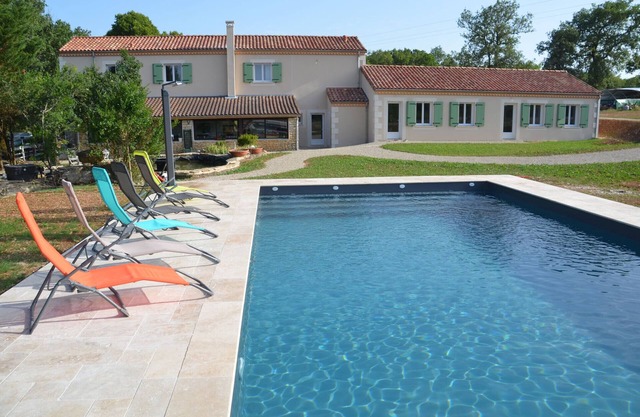 Farm cottage with swimming pool