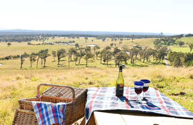 Farm Getaway Southern Highlands, Pet Friendly, Scottish Highland cattle, alpacas