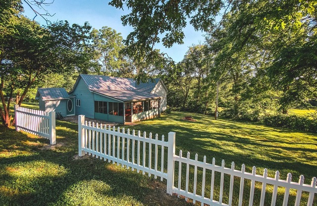 Farm House on the Meramec River and 160 Acres (Private)