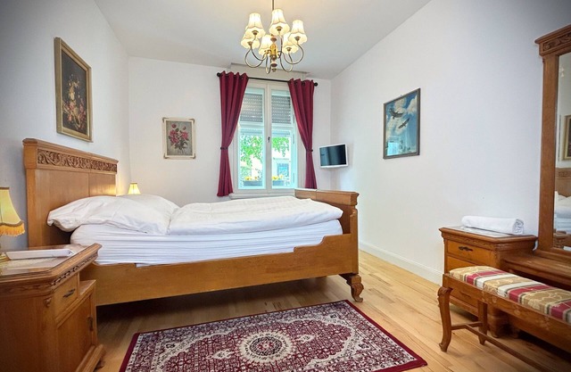 Farmer's Lodge - Double Bedroom