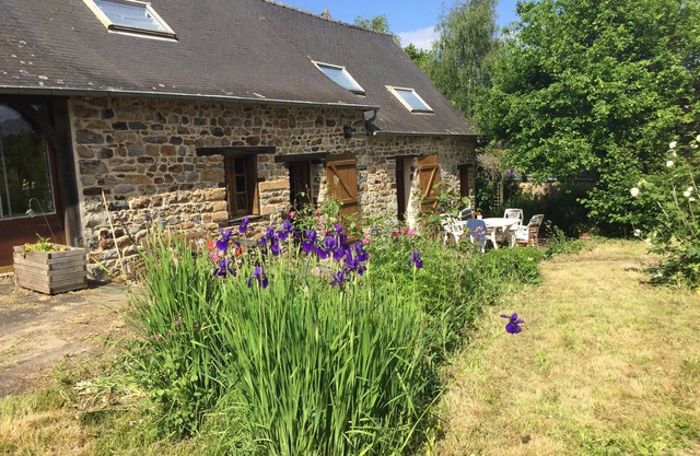Farmhouse in the countryside near the Haute Vilaine lake