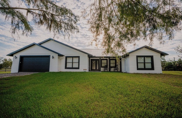 Farmhouse in the country but close to the beach