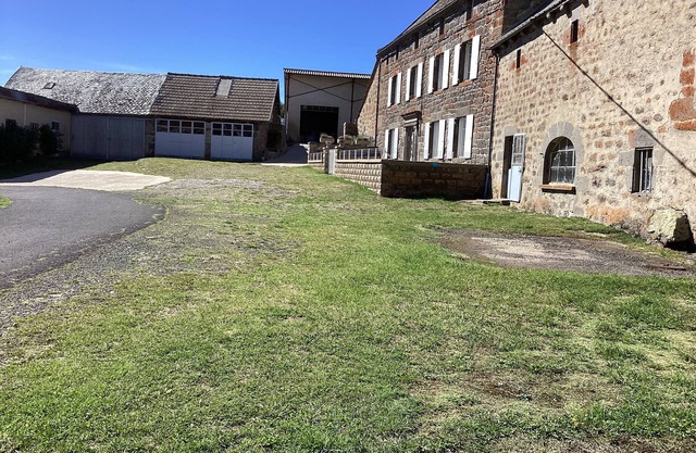 Farmhouse in the Cantal in Haute Planèze