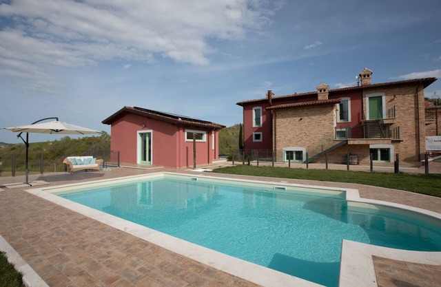 Farmhouse nestled in the nature of the Marche region, 20 minutes from the sea