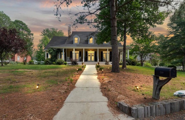 Farmhouse Retreat-Event Venue
