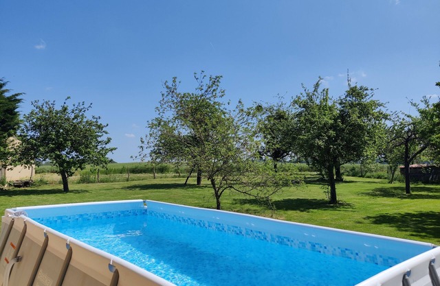 Farmhouse with jacuzzi 1 h from PARIS ideal for parties /JO