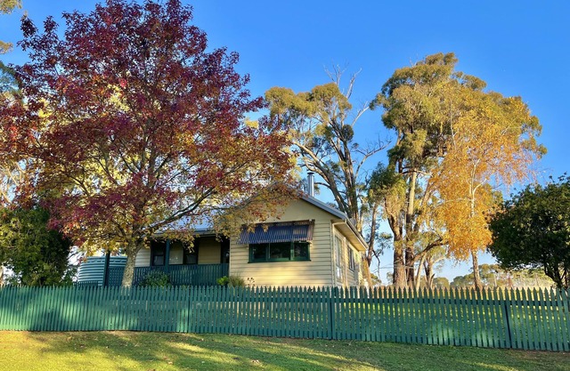 Farmstay Cottage on the Strathbogie Tablelands.