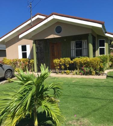 Fay Hideaway