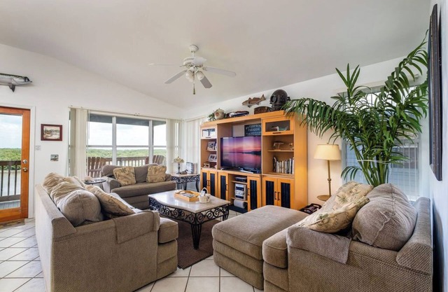 Fenimore Mill 8D - Boat Parking, Pool & Hot Tub!