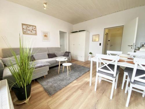 Ferien im Wangerland - Haus Wiesenweg - Ferienwohnung 1 1OG