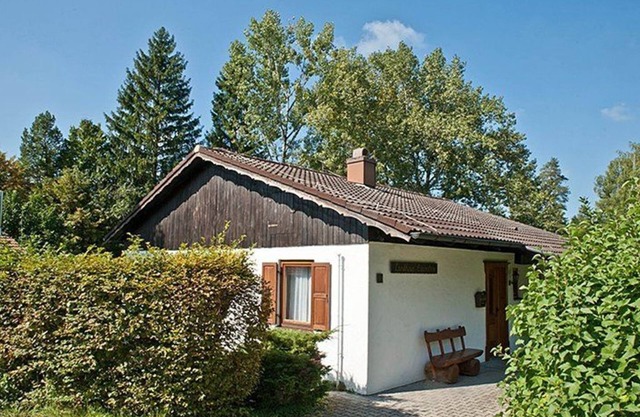 Ferienhaus 36-e mit 3 Schlafzimmern und Garage - Ferienhäuser im Feriendorf Weissensee im Allgäu