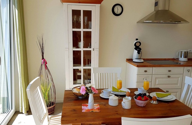 Ferienwohnung, Landhaus-Nestle 1, 57 qm, 1 Schlafzimmer, 1 Wohn-/Schlafzimmer, Terrasse, max. 3 Personen