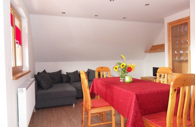 Ferienwohnung mit 75qm, 2 Schlafzimmer für maximal 5 Personen