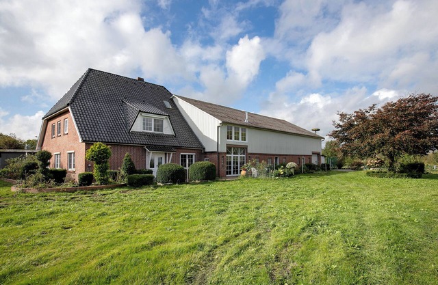 'Ferienwohnung Schmidt Bergewöhrden' with Shared Garden and Wi-Fi