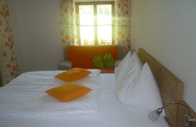 Ferienwohnung Wiesenblick short stay - blacksmith farm