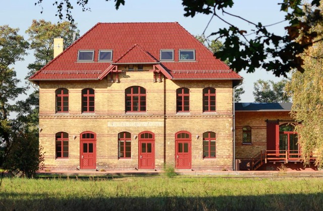 Ferienwohnungen Bahnhof Werder