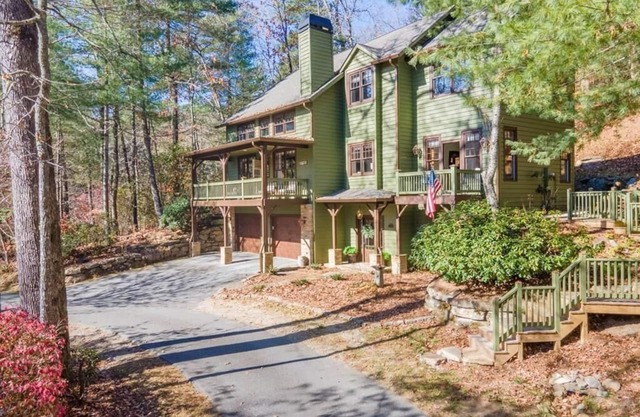 Fern Cliff - A cozy retreat in Cashiers