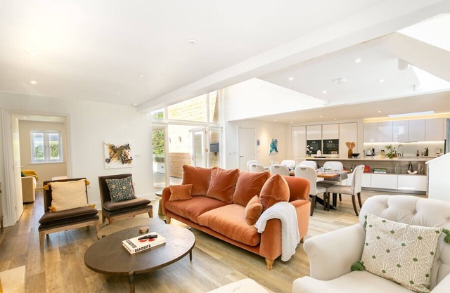 Field House - Stunning 3 Bedroom Home in Kingham