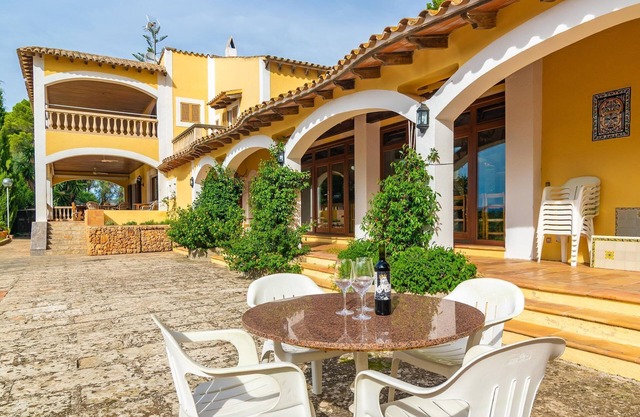 Finca Son Pou - Villa With Private Pool. Free Wifi