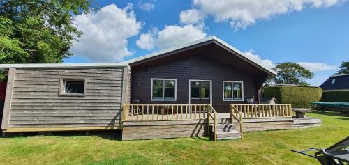 Finse woning nabij groot meer