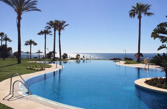 First beach line (beachside) - a paradise on the Costa del Sol.