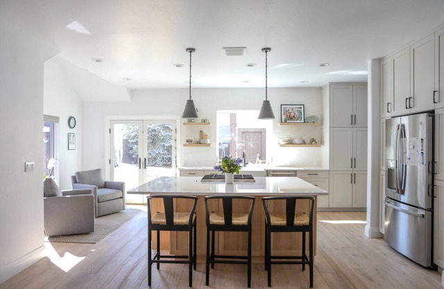 Fish & Hike- Bright and Modern 4BR home park side in Basalt, close to Aspen