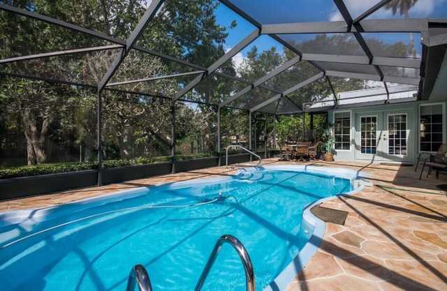 FIVE STAR PROPERTY-Private Waterfront Home, Dock-Pool-Kayaks-Pet-Outdoor Kitchen