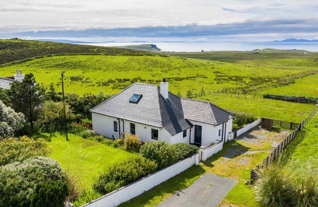 Fladda Chuain Holiday Home