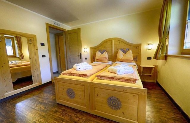 Flat Blesecia - Baita Cusini with mountain view, wellness area and Wi-Fi