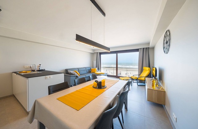 Flat by the Seafront with Terrace Views