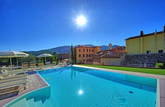 Flavia 2 - Vacation Rental with swimming pool in Lucca