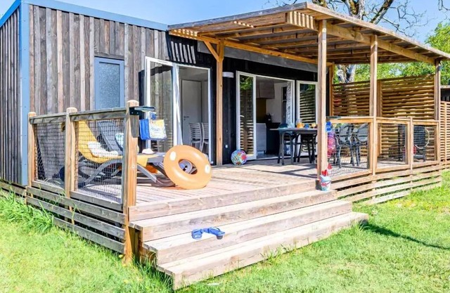 Flower Camping Les Ondines * - Homeflower Premium 29m2 - 2 bedrooms + semi-covered terrace + TV + sheets + towels + CLIM 5 people