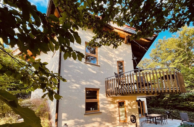 Forest & Lake vacation apartment