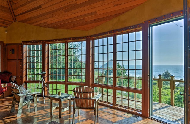 Forested Gold Beach House w/Panoramic Ocean Views