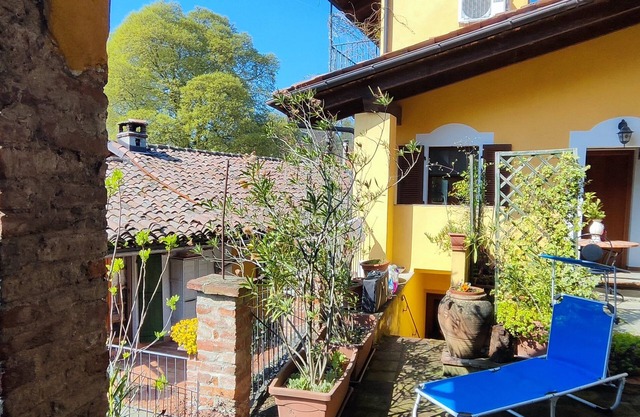 Forget-me-nots, holiday home in Monferrato